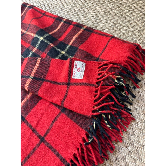 1980s New England Tartan Plaid Wool Blanket by Troy Robe For Sale - Image 5 of 5