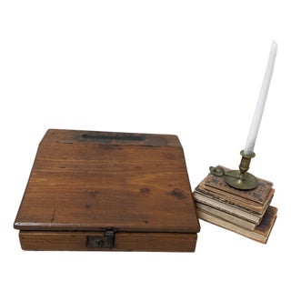 Antique Victorian Solid Walnut Lap Desk Writing Slope With Original Lock, C. 1870–1900 For Sale