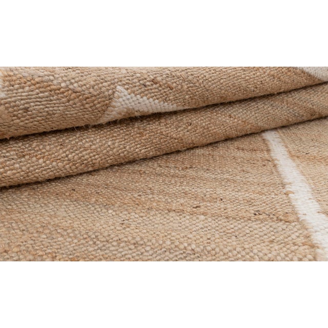 Textile White Jute Wool Premium Handwoven (Not Braided) Scalloped Rug 12x15Ft. For Sale - Image 7 of 12