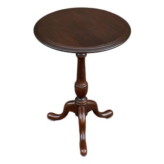Ethan Allen Georgian Court Plant Stand or Drink Table 11-8008 For Sale