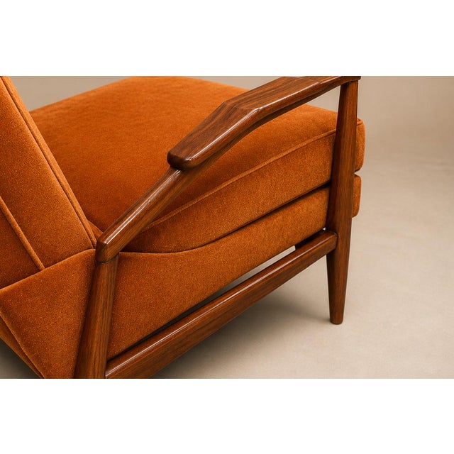Giuseppe Scapinelli Pair of Armchairs in Caviúna & Burnt Caramel Mohair Velvet, Brazil, 1950s For Sale - Image 17 of 18