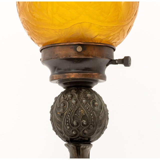 Early 20th Century Art Deco Figural Amber Glass Globe Shade Lamp For Sale In New York - Image 6 of 10