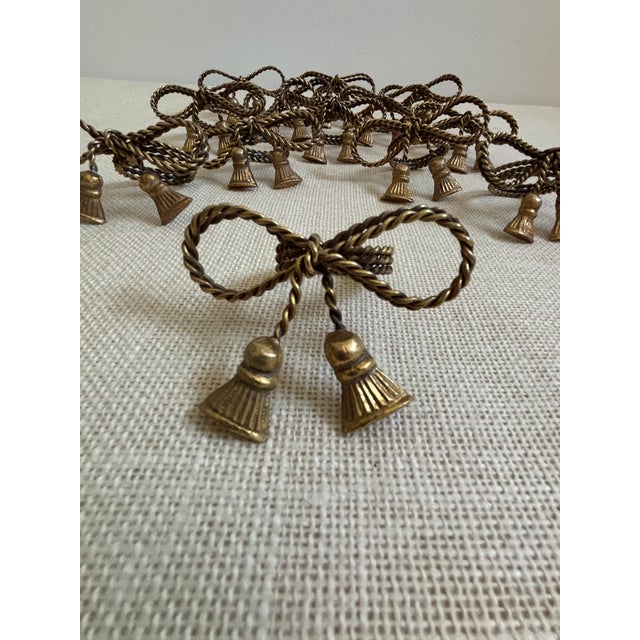 Traditional Vintage Mid Century Regency Brass Tassel Bow Napkin Rings Set of 13 For Sale - Image 3 of 10