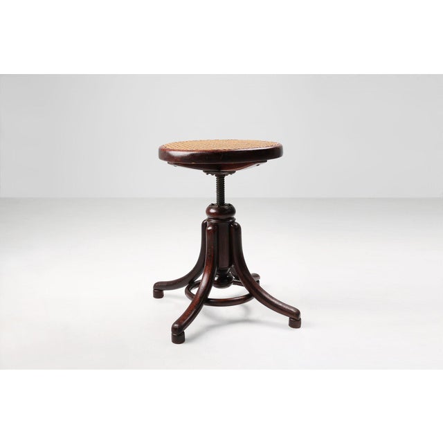 Austrian Piano Stool in Beech and Bentwood by Michael Thonet for Thonet, 1890s For Sale - Image 5 of 12