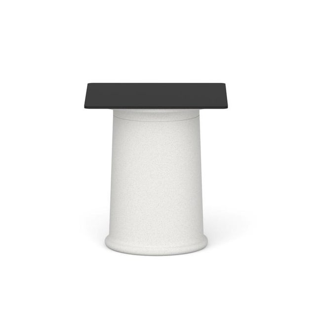 Fat Table 5110 in Polyethylene by Loope For Sale - Image 4 of 10