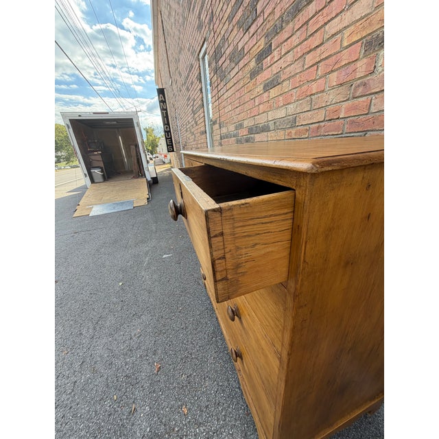 Wood 19th Century English Pine Chest of Drawers For Sale - Image 7 of 14