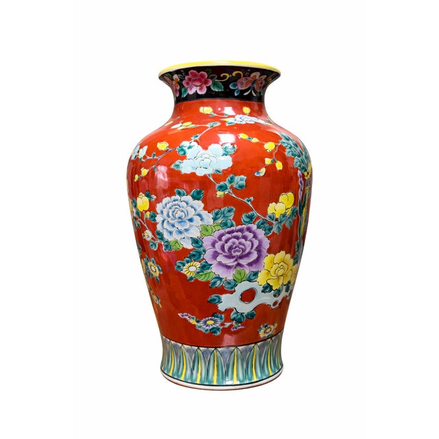 Japanese Kutani Porcelain Vases, 1890s, Set of 2 For Sale - Image 4 of 12