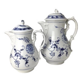 Example of Meissen Porcelain Tea Pots