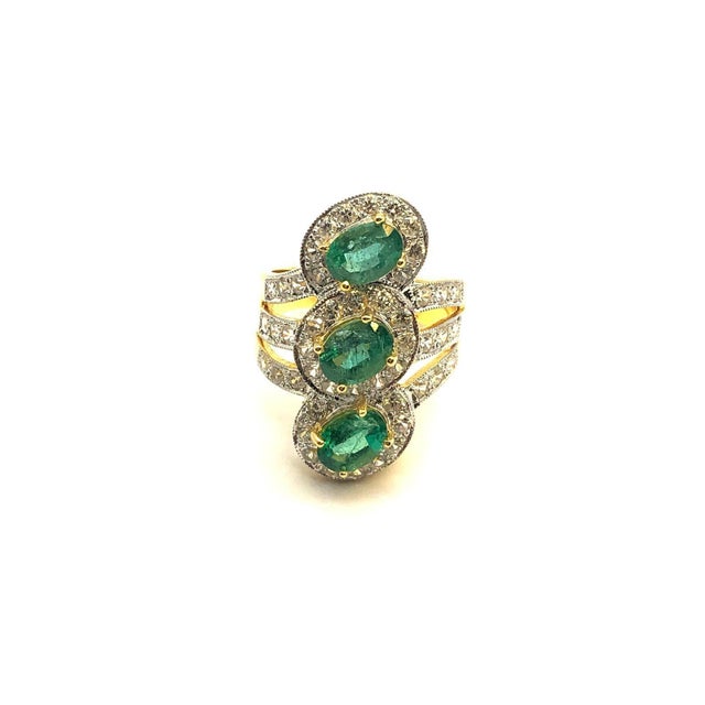 Bochic "Orient" Natural Emerald & Topaz Cocktail Ring Set In 18K Gold & Silver For Sale - Image 9 of 11