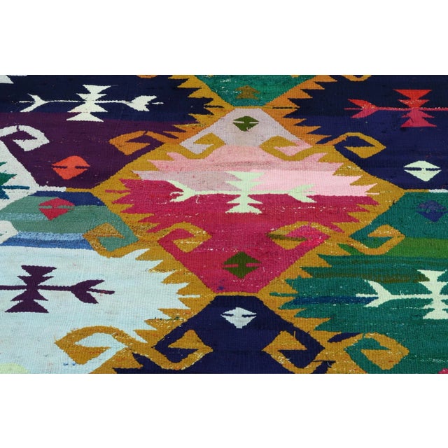 Vintage Turkish Kilim Rug-5’5’x8’11" For Sale - Image 9 of 13