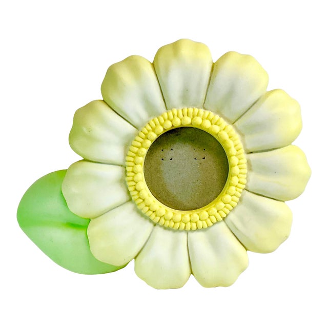 1980s Vintage Arts & Crafts Coastal Petite Sunflower Picture Frame. For Sale