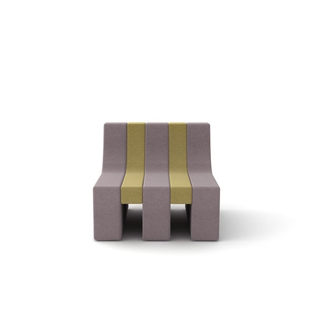 It is the movement that defines the shape of the one plus armchair: the generous dimensions, the material effect of the...