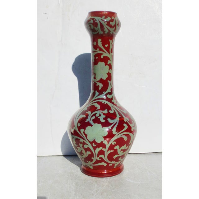 1900 - 1909 Antique English Chinoiserie Peking Glass Garlic Head Vase For Sale - Image 5 of 8