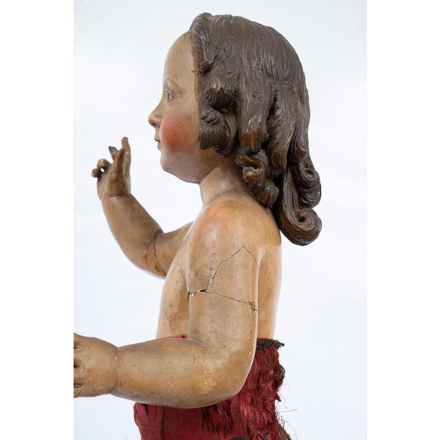 Antique 18th Century Neapolitan Blessing Child Sculpture in Polychrome Wood For Sale - Image 4 of 7