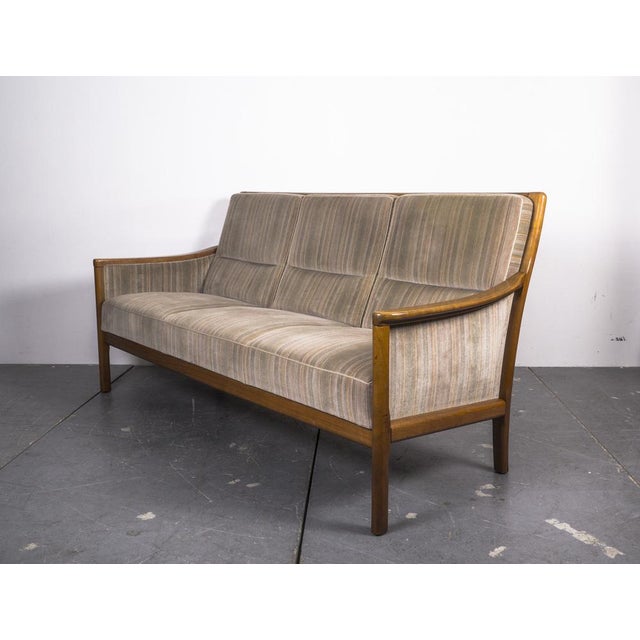 Scandinavian Mid Century couch - modern arguing green boucle fabric Vintage Mid Century Scandinavian Three Seater in...