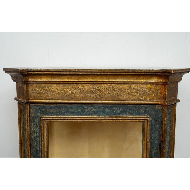 Lacquered and Gilded Wood Showcase or Bar Cabinet, Naples, 18th Century For Sale - Image 3 of 7