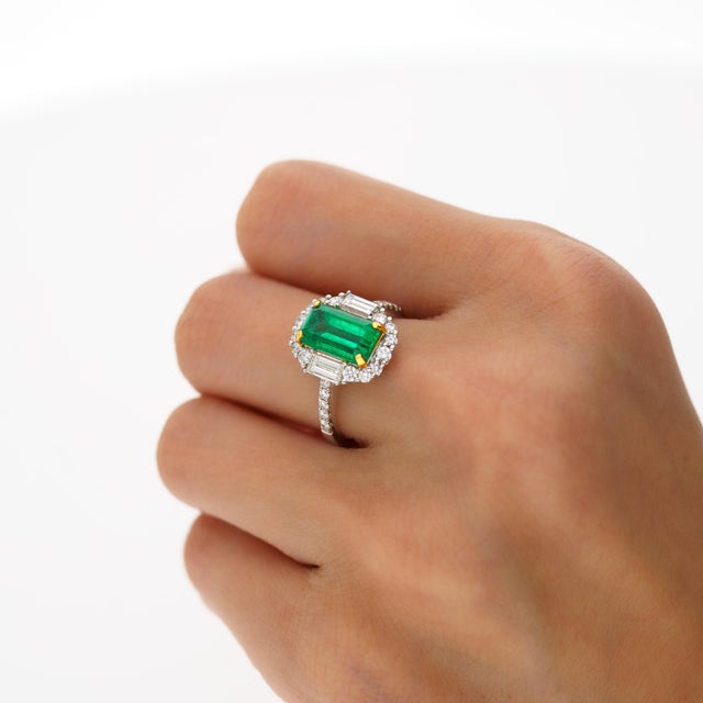 2.22 Carat Emerald Cut Natural Colombian 10mm Emerald & Baguette Diamond Ring Size 6 For Sale - Image 12 of 12