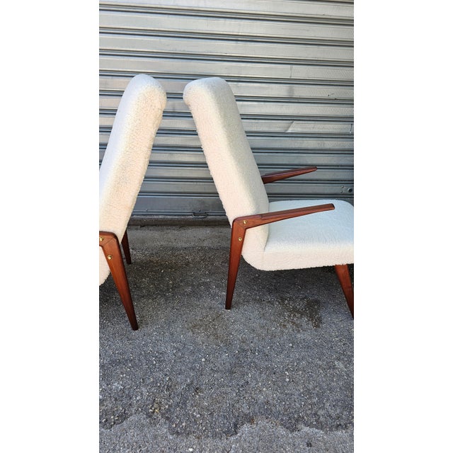Mid-Century Modern Chairs in White Bouclé Fabric and Wood, 1950s, Set of 2 For Sale - Image 9 of 11