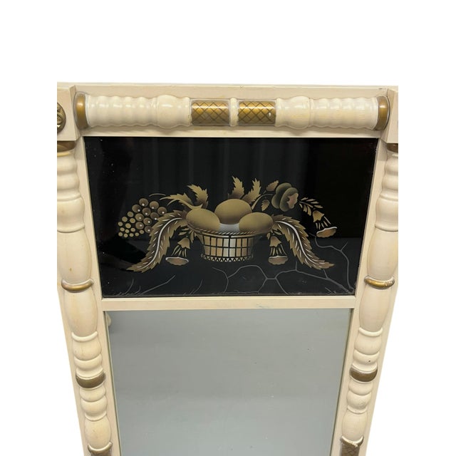 Neoclassical Vintage Hitchcock Federal Style Églomisé Mirror – Neoclassical Gilt & Ivory Frame For Sale - Image 3 of 15