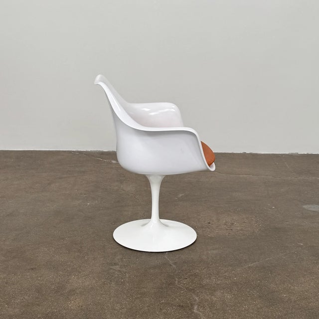 2020s Knoll Saarinen Tulip Armchair With Vinyl Seat Cushion For Sale - Image 5 of 10