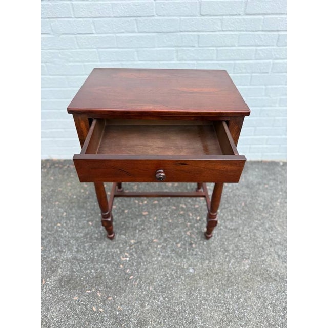 Pair of Vintage Sheraton Style 1 Drawer Side Tables by Bombay Co. For Sale - Image 11 of 18