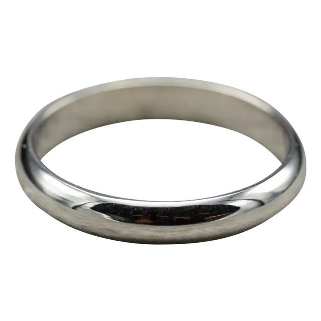 Ladies Classic 14K White Gold Wedding Band For Sale