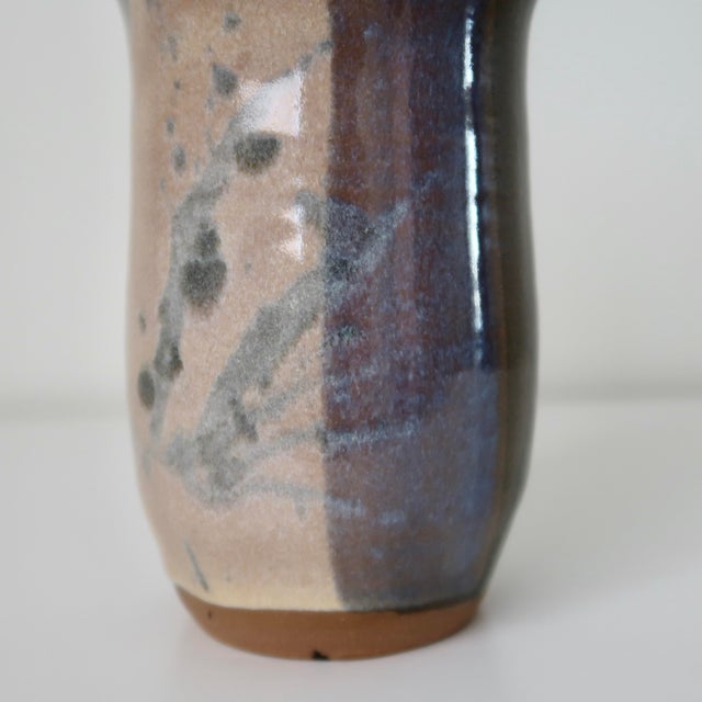 Signed Handmade Ceramic Studio Pottery Tumbler Shaped Vessel With Abstract Brushwork & Variegated Glaze For Sale - Image 12 of 16