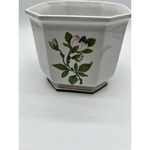 Ceramic Vintage Italian Handpainted Dogwood Octagonal Cache Pot For Sale - Image 7 of 8