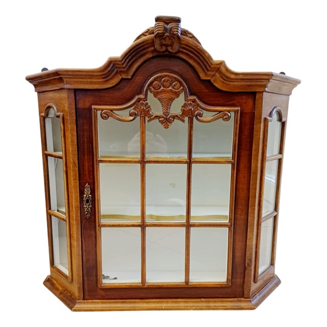Vintage Victorian Walnut Wall Hanging Arch-Top Display Cabinet, 1920s For Sale