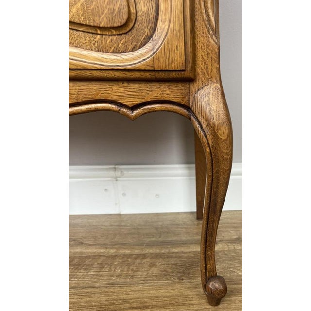 Brown Vintage French Louis Style Oak Nightstands, Set of 2 For Sale - Image 8 of 12