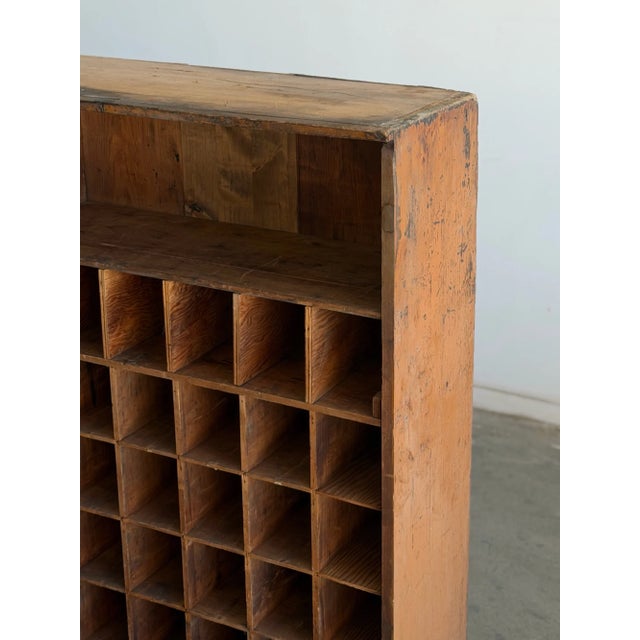 Early 19th Century Antique Wooden Honeycomb Bookcase For Sale - Image 5 of 11