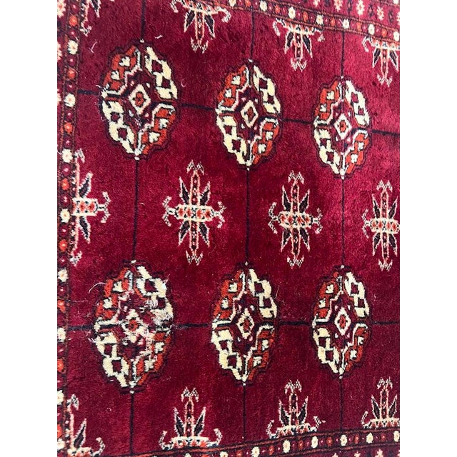 Red Rug in Wool For Sale - Image 6 of 9