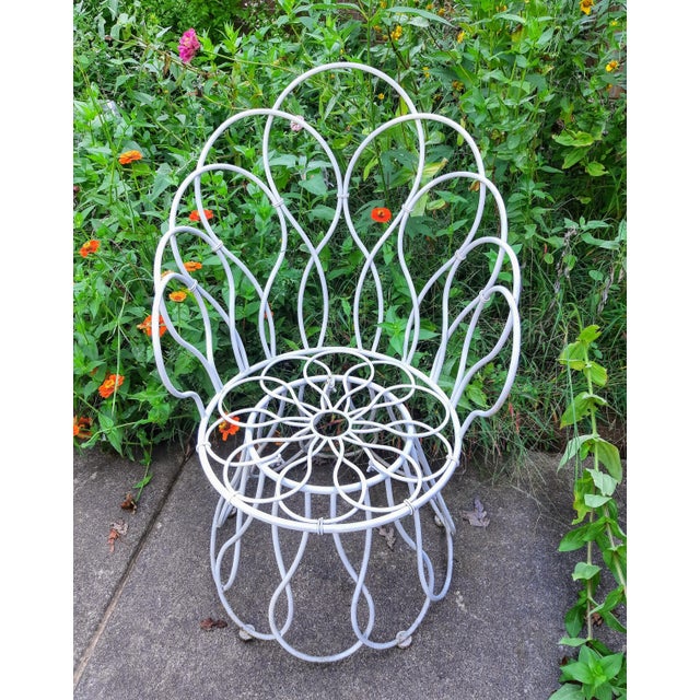 White Elkins Style Metal Loop Chair Mid Century Garden For Sale - Image 8 of 12