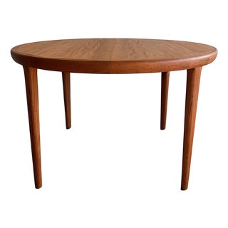 Danish Round and Oval Extendable Dining Table in Teak by Ib Kofod-Larsen for Faarup Møbelfabrik, 1960s For Sale