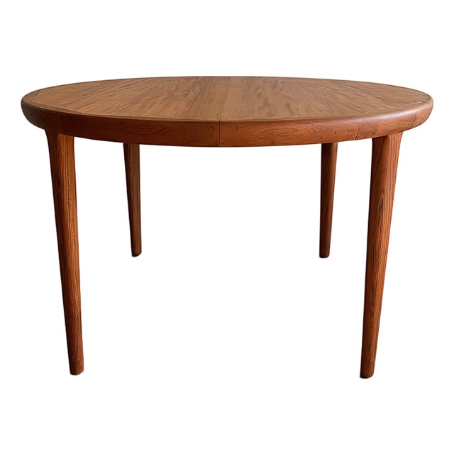 Danish Round and Oval Extendable Dining Table in Teak by Ib Kofod-Larsen for Faarup Møbelfabrik, 1960s For Sale