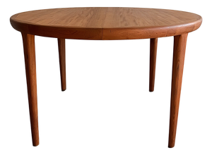 Danish Round and Oval Extendable Dining Table in Teak by Ib Kofod-Larsen for Faarup Møbelfabrik, 1960s