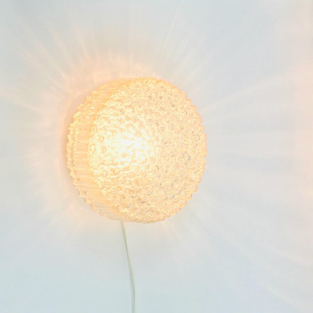 1970s Mid-Century Modern Amber Bubble Glass Wall Light by Helena Tynell for Limburg, Germany, 1970s For Sale - Image 5 of 11