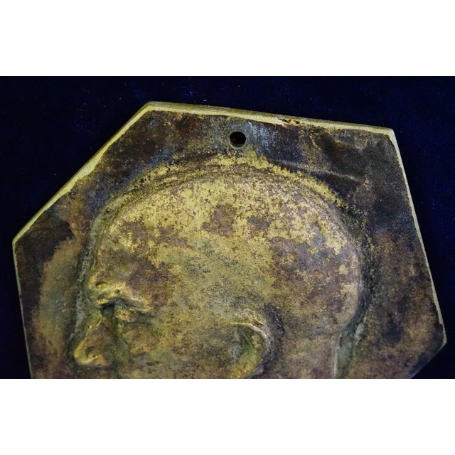20th Century Gilded Bronze Plaque Sculpture with Bas-Relief Face of Benito Mussolini from Dux For Sale - Image 11 of 18