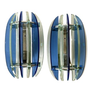 Late 20th Century Veca for Fontana Arte Pair of Italian Wall Sconces Steel and Seven Crystal For Sale