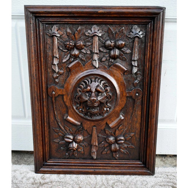 Antique Carved Oak Tudor Style Lion Plaque For Sale In Philadelphia - Image 6 of 12
