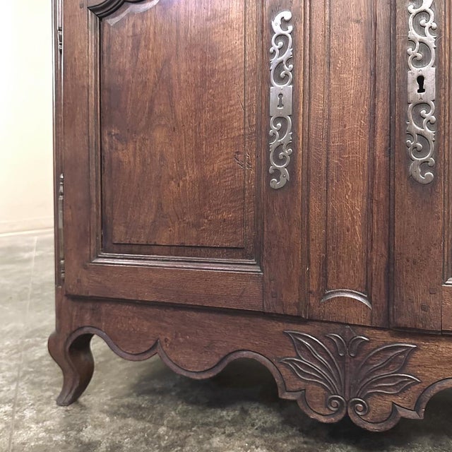 18th Century Country French Buffet For Sale - Image 14 of 16