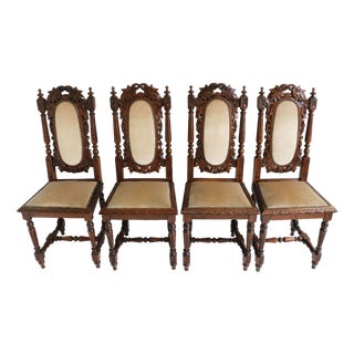 French Renaissance Revival Hunting Style Chairs in Carved Oak Black Forest, 1870s, Set of 4 For Sale
