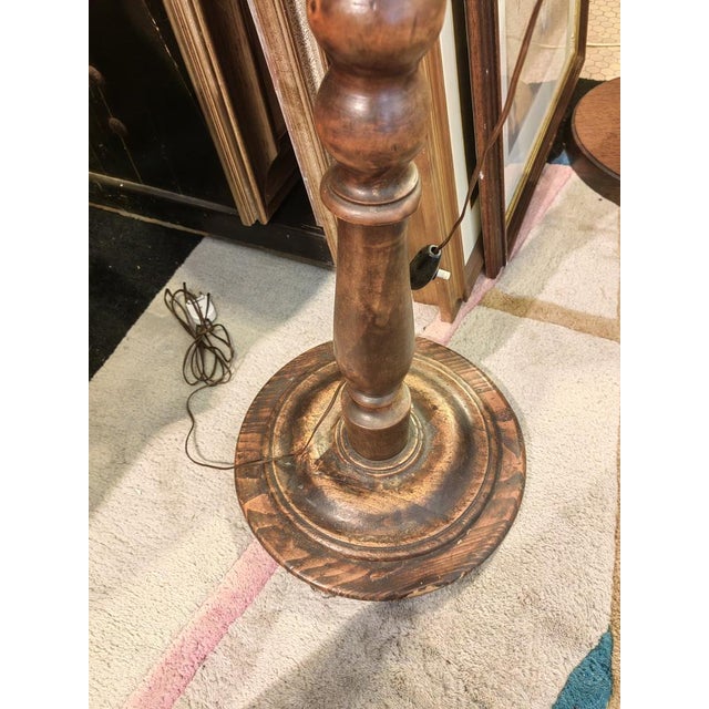 Beige Floor Lamp in Walnut, 19th Century For Sale - Image 8 of 16