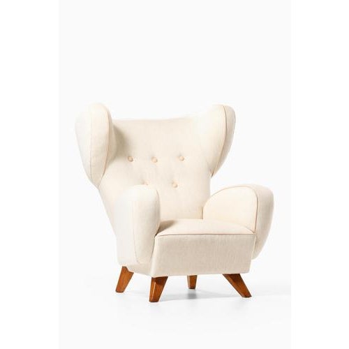 1940s Wingback Easy Chair in Elm and Fabric, 1940s For Sale - Image 5 of 12