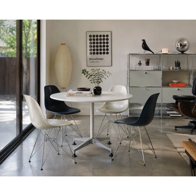 Herman Miller Herman Miller Setu 42" Round Dining or Work Table by Studio 7.5 For Sale - Image 4 of 9