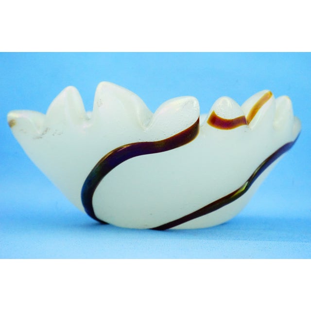 20th Century Iridato Milk Glass Pocket Emptier by Dino Martens for Toso-Murano, Italy, 1950s For Sale - Image 13 of 18