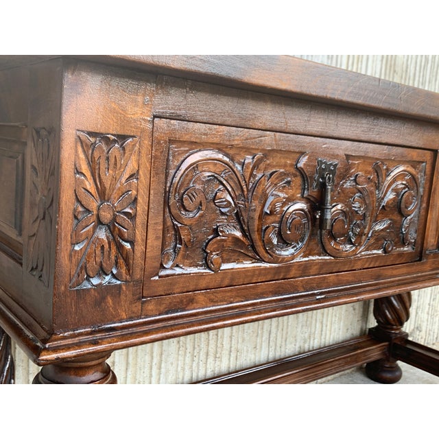 19th Century Spanish Low Console Table With Solomonic Legs & Two Carved Drawers For Sale - Image 6 of 11