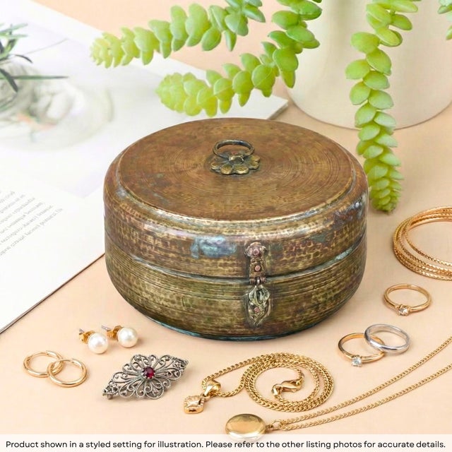 Dimensions: 13" W x 13" D x 6" H Add an extra flare to your meals when you use this vintage brass "Roti" or "Chappati" box...