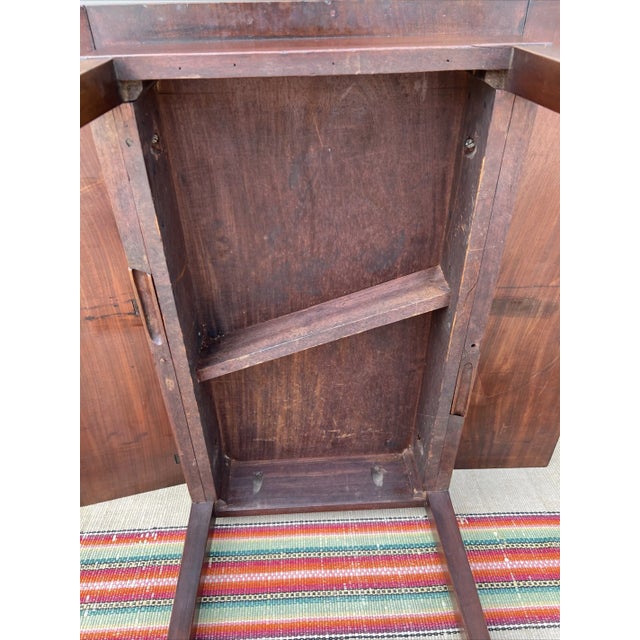 Antique Mahogany Federal Hepplewhite Drop-Leaf Pembroke Table, Pennsylvania 1800 For Sale - Image 12 of 12