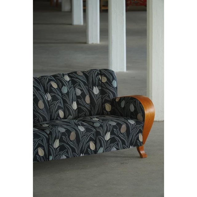 Danish Art Deco 3-Seater Sofa in Elm with Floral Upholstery, 1940s For Sale - Image 10 of 18